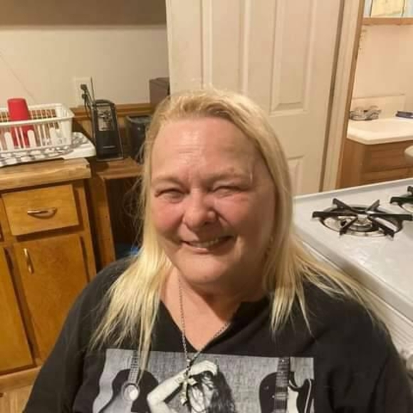 Meet your Posher, Debra - Picture 1 of 1